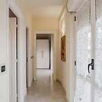 Apartment Guesthost - Proffiano District Roomy Flat *