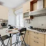 Apartment Guesthost - Proffiano District Roomy Flat *