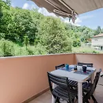 Apartment Guesthost - Proffiano District Roomy Flat La Spezia