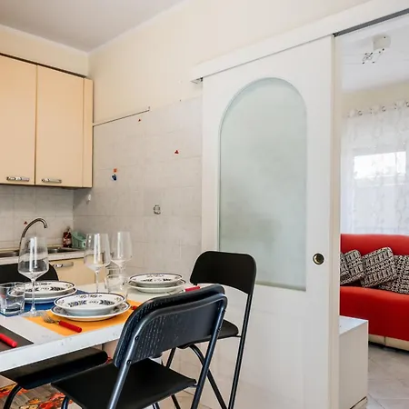 Proffiano District Roomy Flat Apartman *